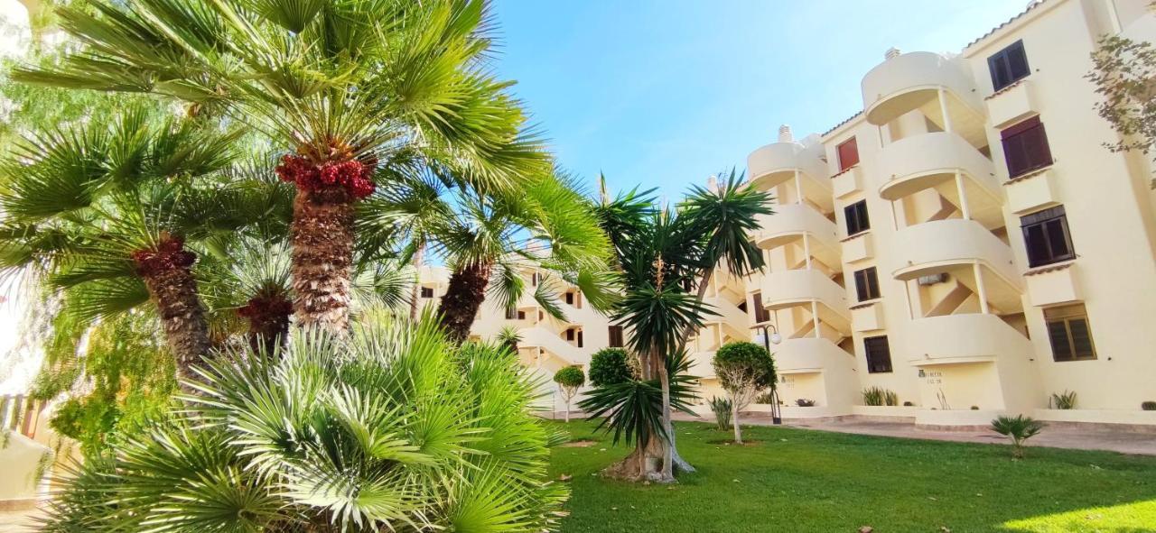 Apartamento La Felicidad II By Denia Costa Bagian luar foto